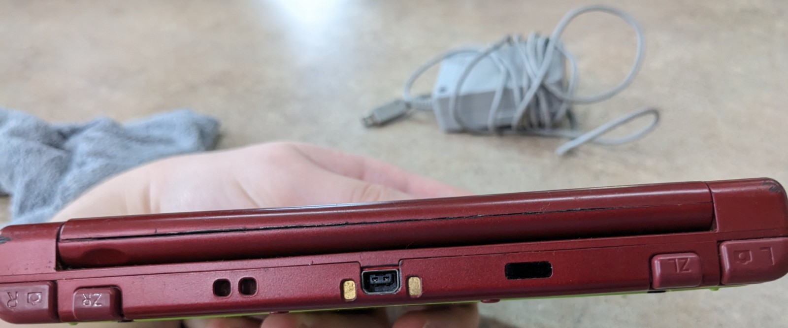Nintendo New 3DS XL Red – Used w/ Charger – Read