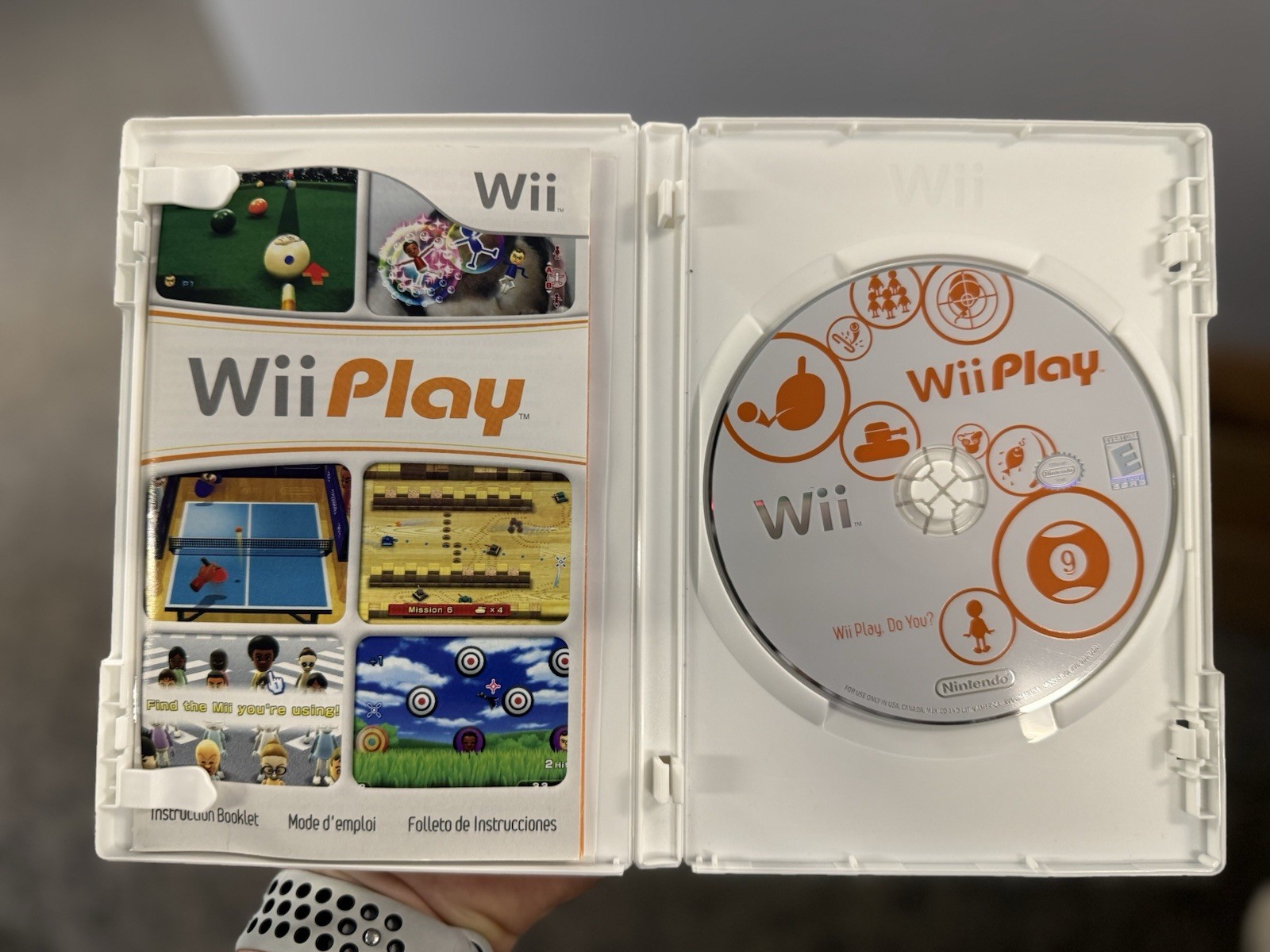 Wii Play (Nintendo Wii, 2007) Complete W/ Manual EUC