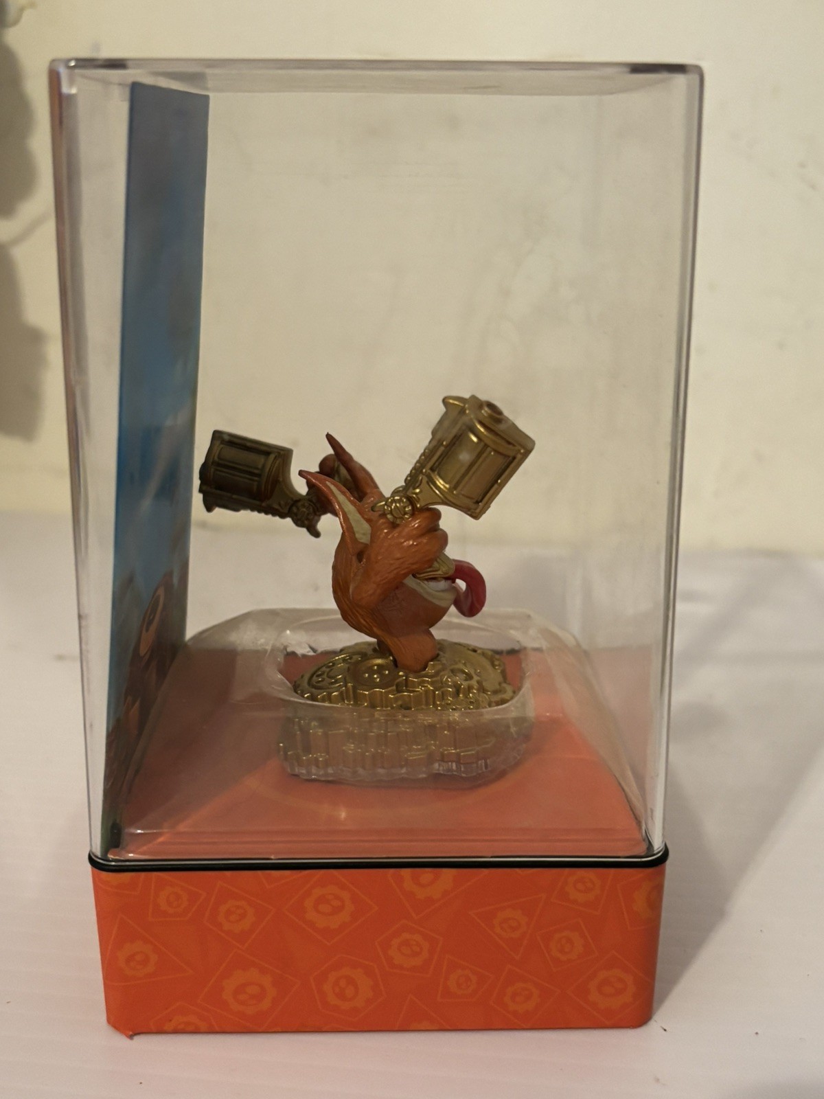 Skylanders Eon’s Elite Trigger Happy Figure With Cover Case