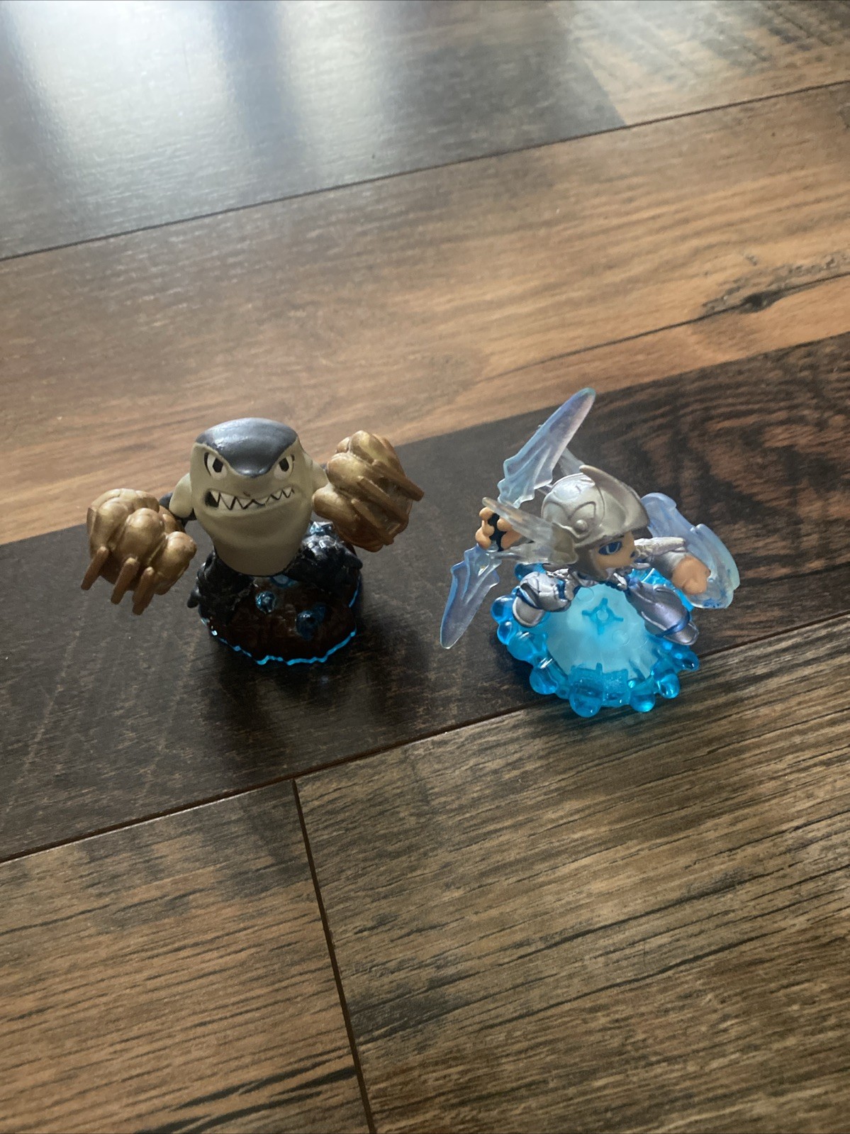 Lot Of Skylanders Swap Force Characters And Carrying Case