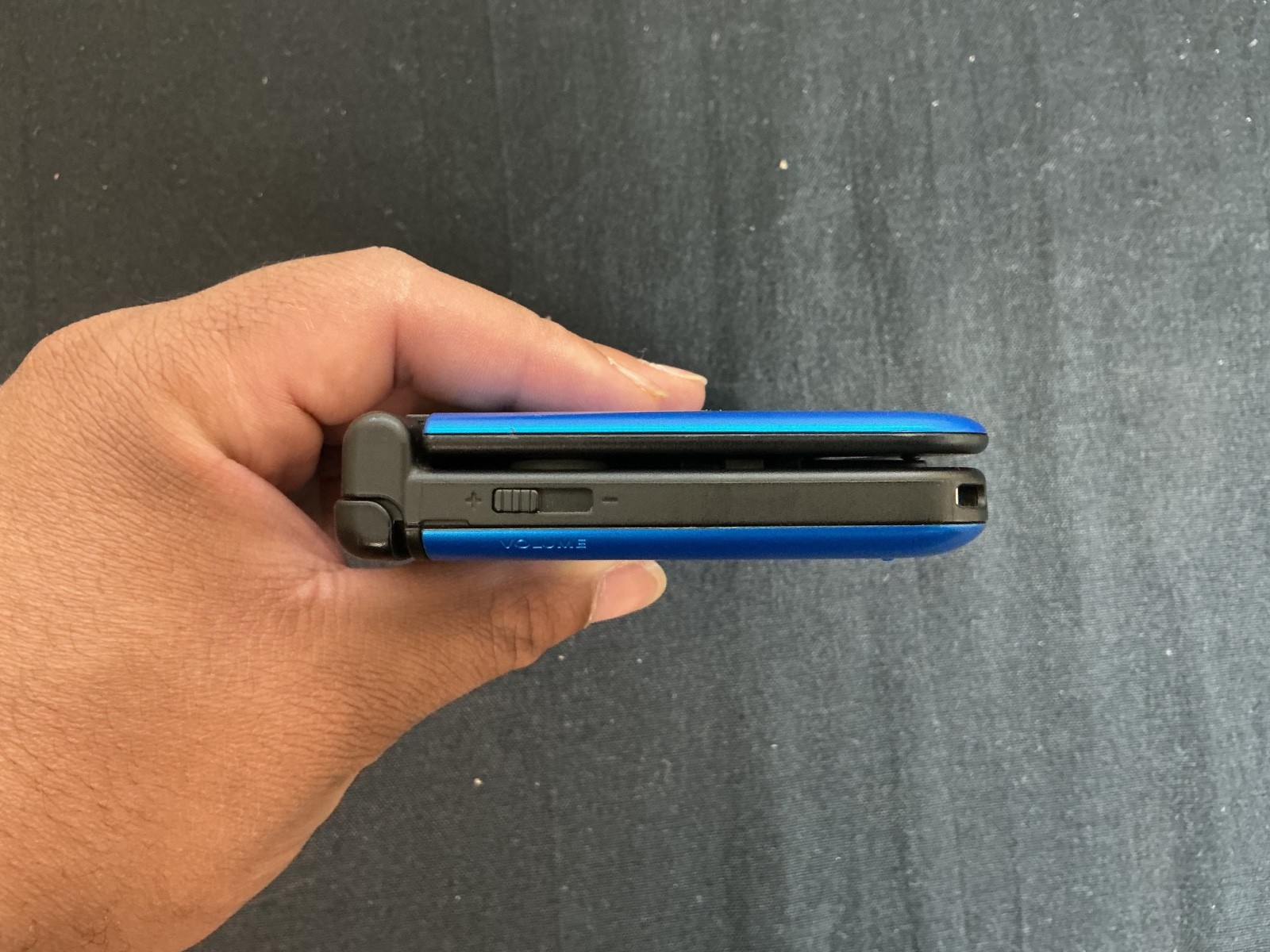 Nintendo 3DS XL – Blue (Console, Charger + 2 Game Bundle), Tested and Working