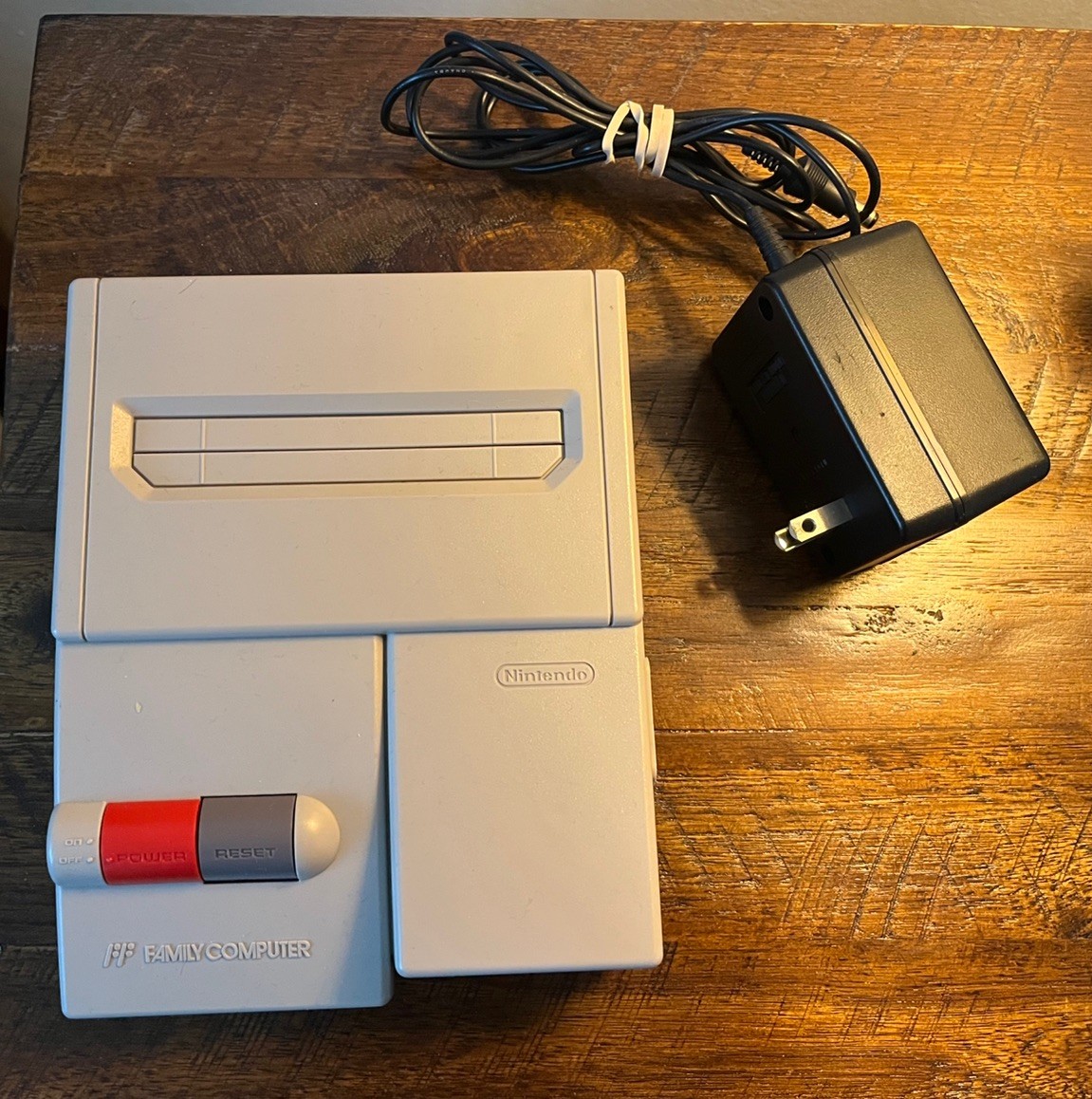 Nintendo AV Famicom Top Loader NES RGB V4 w games
