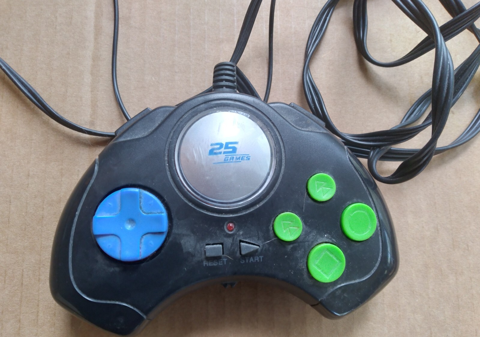 25 Video Games Connect to TV controller