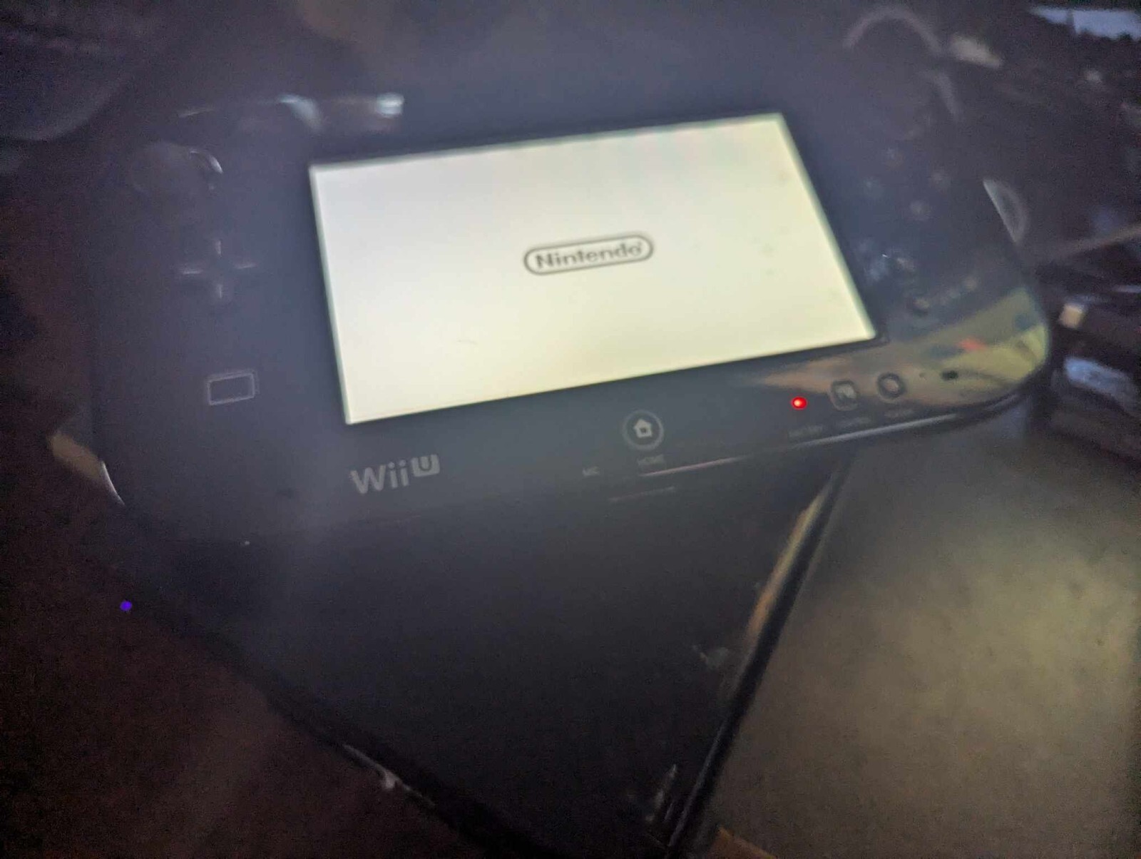 Nintendo WiiU wii u 32GB System Console froze at start up