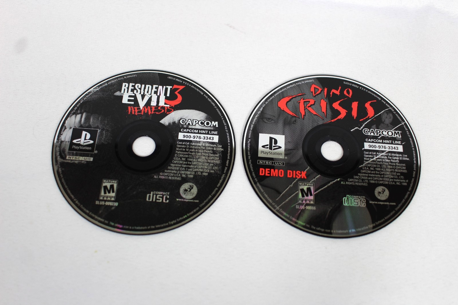 RESIDENT EVIL 3 NEMESIS PLAYSTATION 1 GAME W/DEMO DISC & REGISTRATION CARD