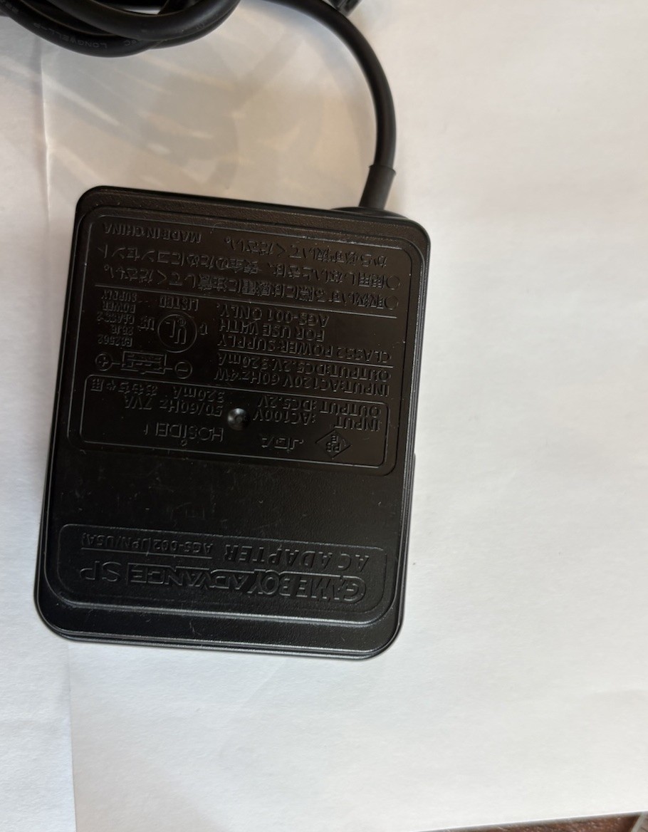 Nintendo Game Boy Advance SP AC Adapter Model: AGS-002(JPN/USA)