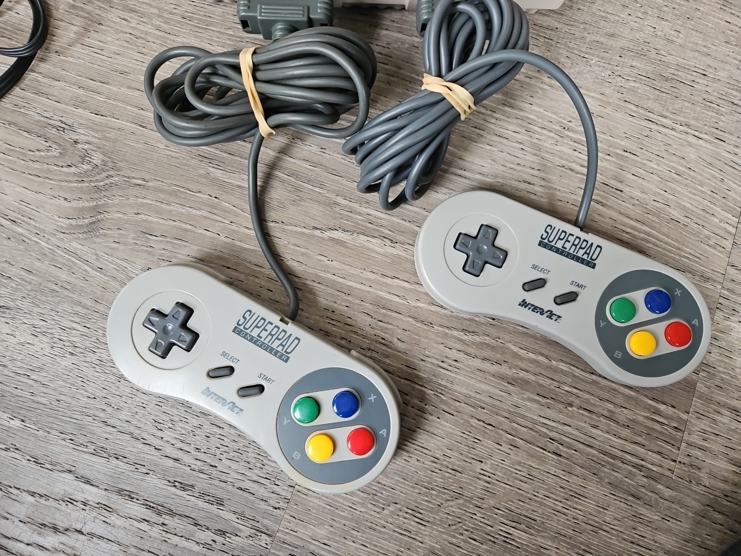 SNES Original Console Power / Av Cables 2 Controllers + Super Mario World