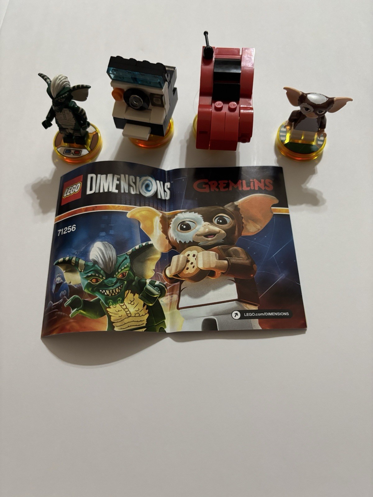 LEGO Dimensions Minifigure & Vehicle Lot w/ Manuals Bart, Finn, Emmet 2016