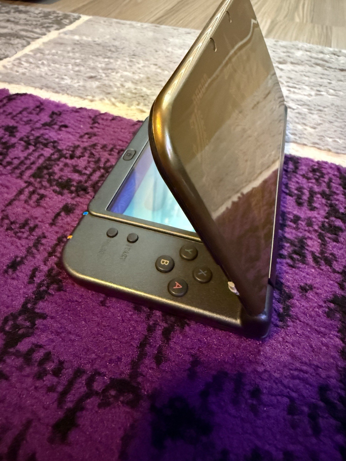 Nintendo New 3DS XL Hyrule Edition With Stylus (RED-001)