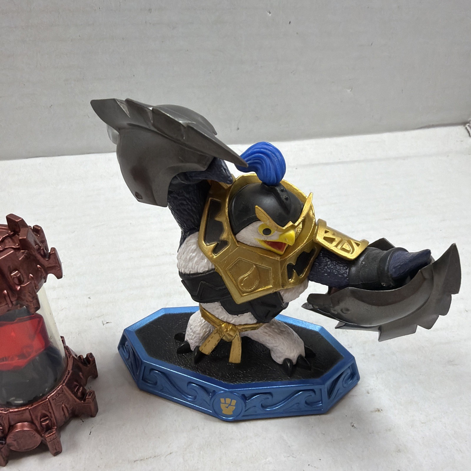 Skylanders IMAGINATORS Starter Bundle: GOLDEN QUEEN, KING PEN, FIRE REACTOR