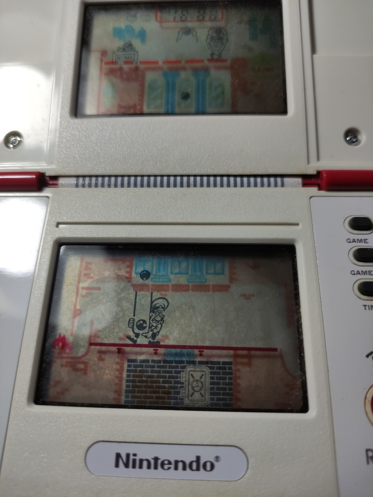 Vintage Nintendo Safe buster Multi Scren Game and watch cib complete pocket size