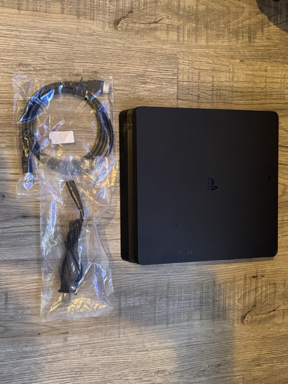 Sony PlayStation 4 Slim 500GB Gaming NO CONTROLLER- Black
