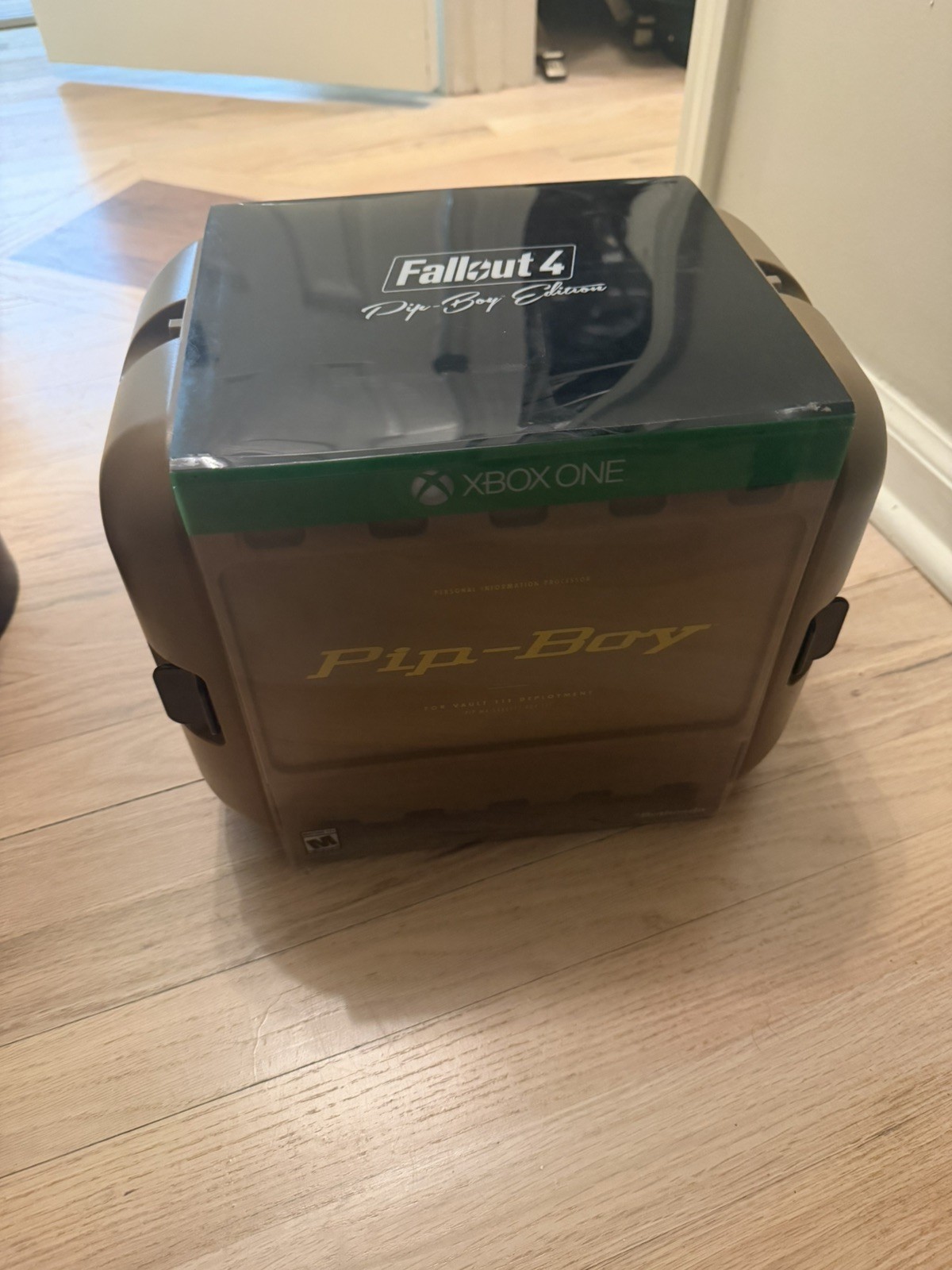 Bethesda Fallout 4 Pip-Boy Edition Limited Edition Replica for Xbox One
