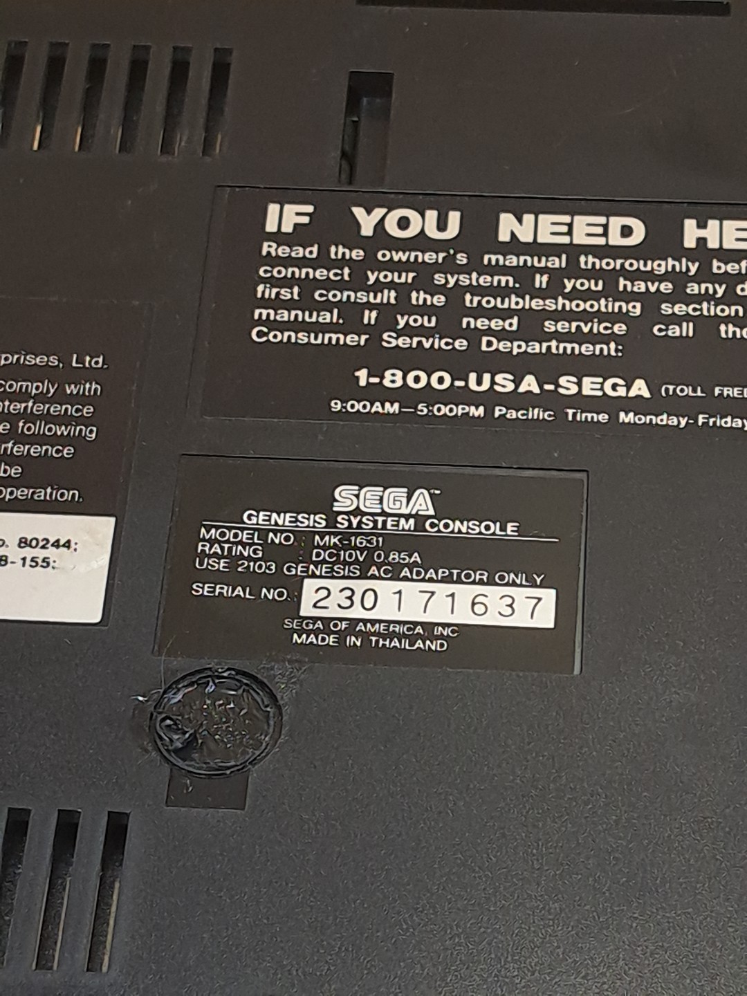 Sega Genesis Model MK-1631 Console + 2 Controller 3 Button OEM Vintage
