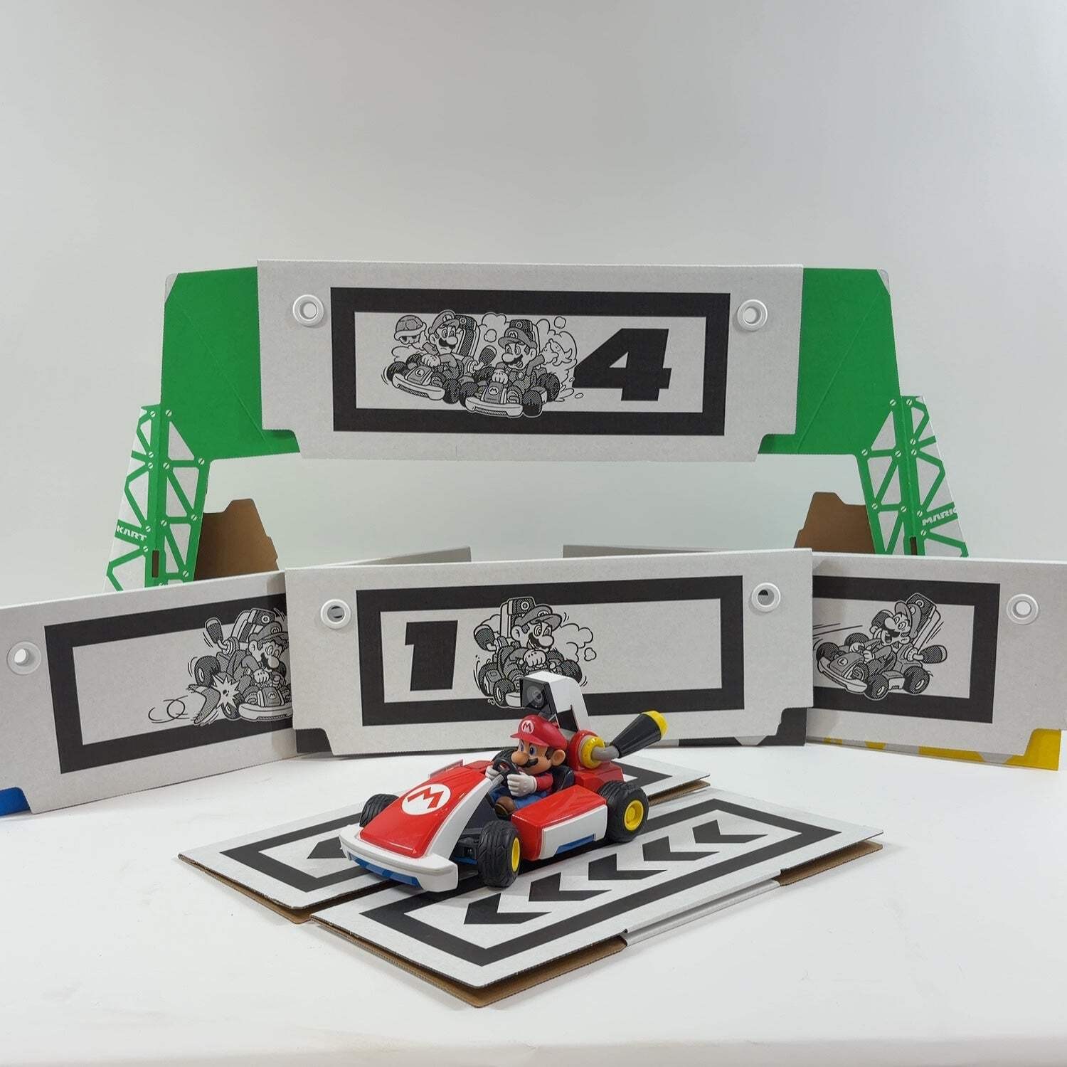 Nintendo Mario Kart Live: Home Circuit -Mario Set Remote Control Car HACRRMAAA