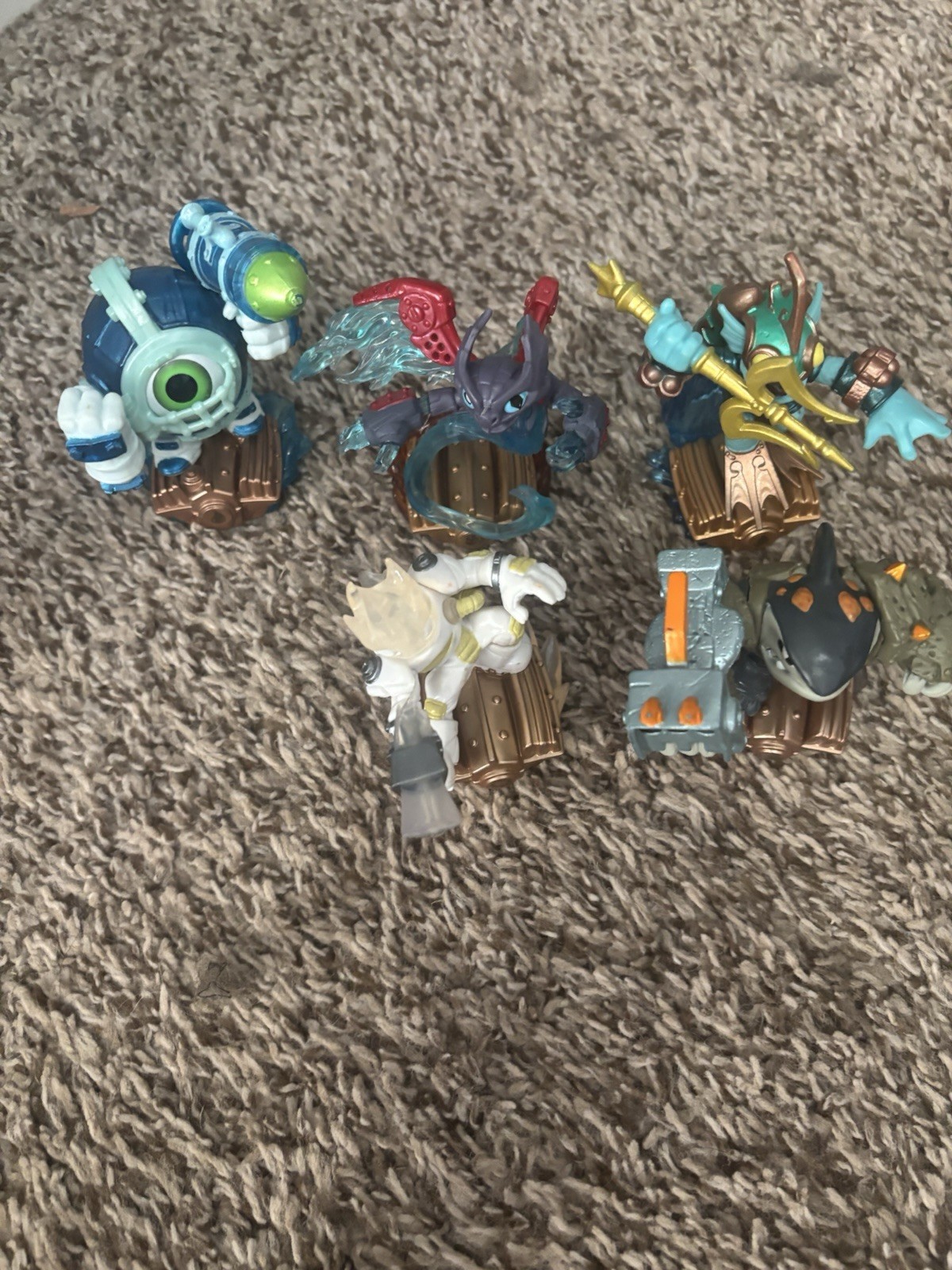 Skylanders Mixed Lot of 45 Figures Spyro, Giants, Vehicles, Crystals.