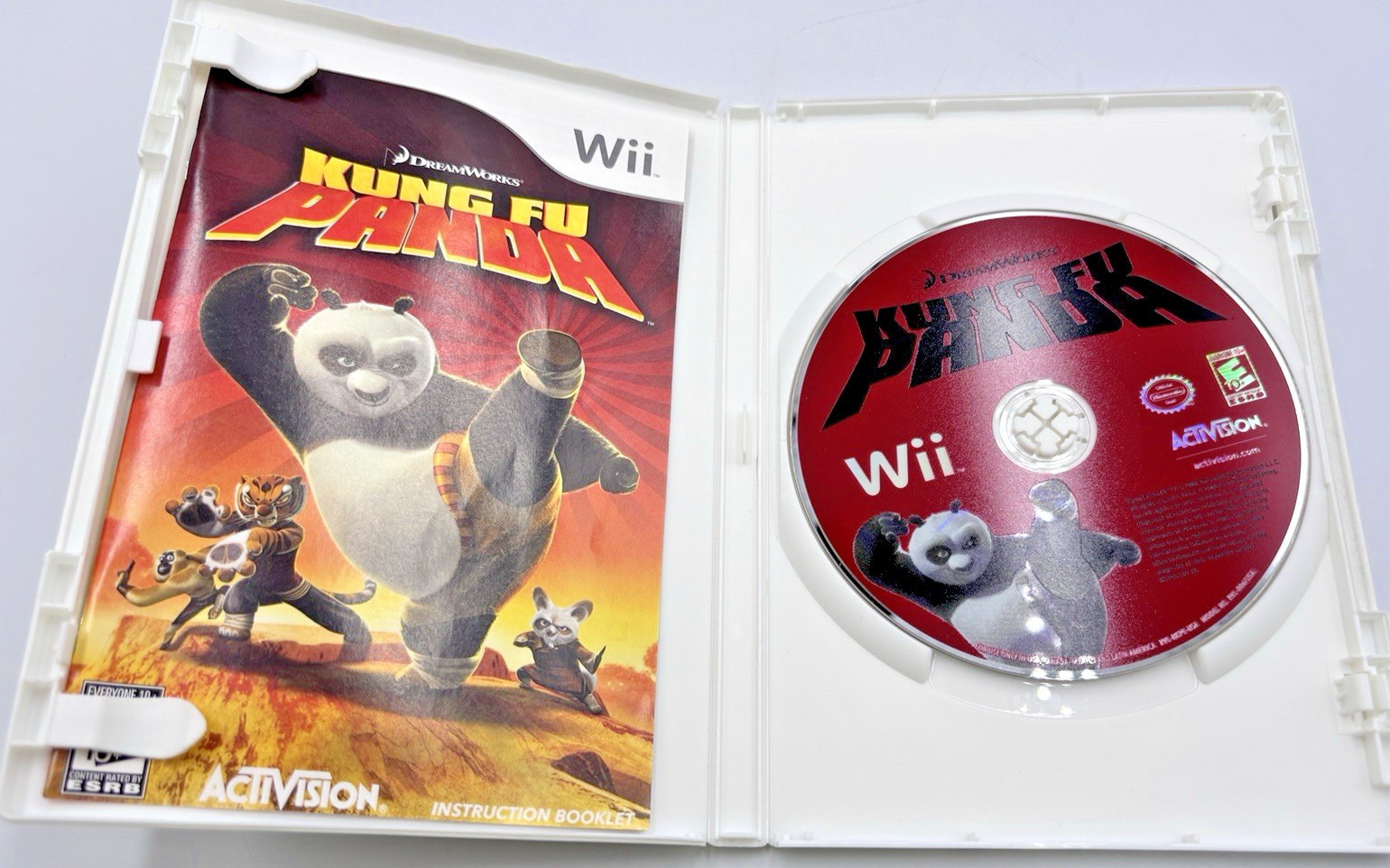Wii 6 Games Call of Duty 3, Zumba Fitness, Deer Drive 3, Kongfu Panda, Spong Bob