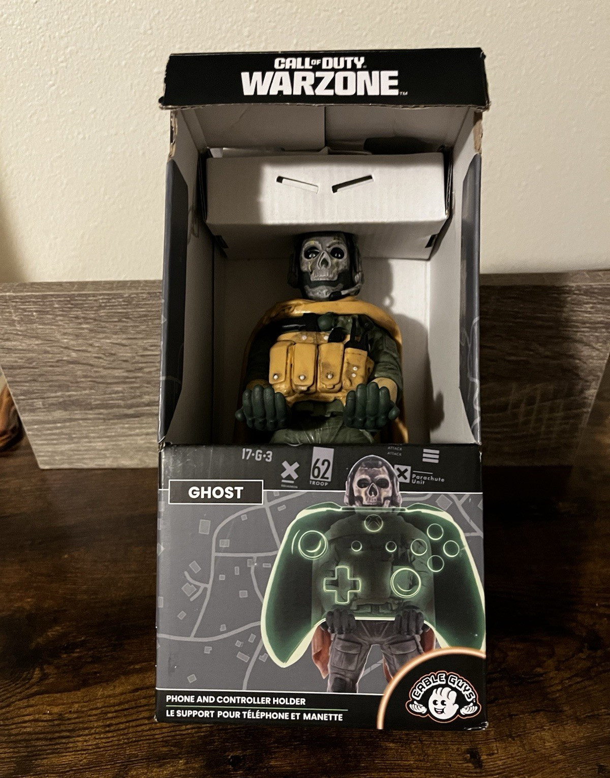 Cable Guys Call of Duty: Warzone Ghost Phone & Controller Holder Stand