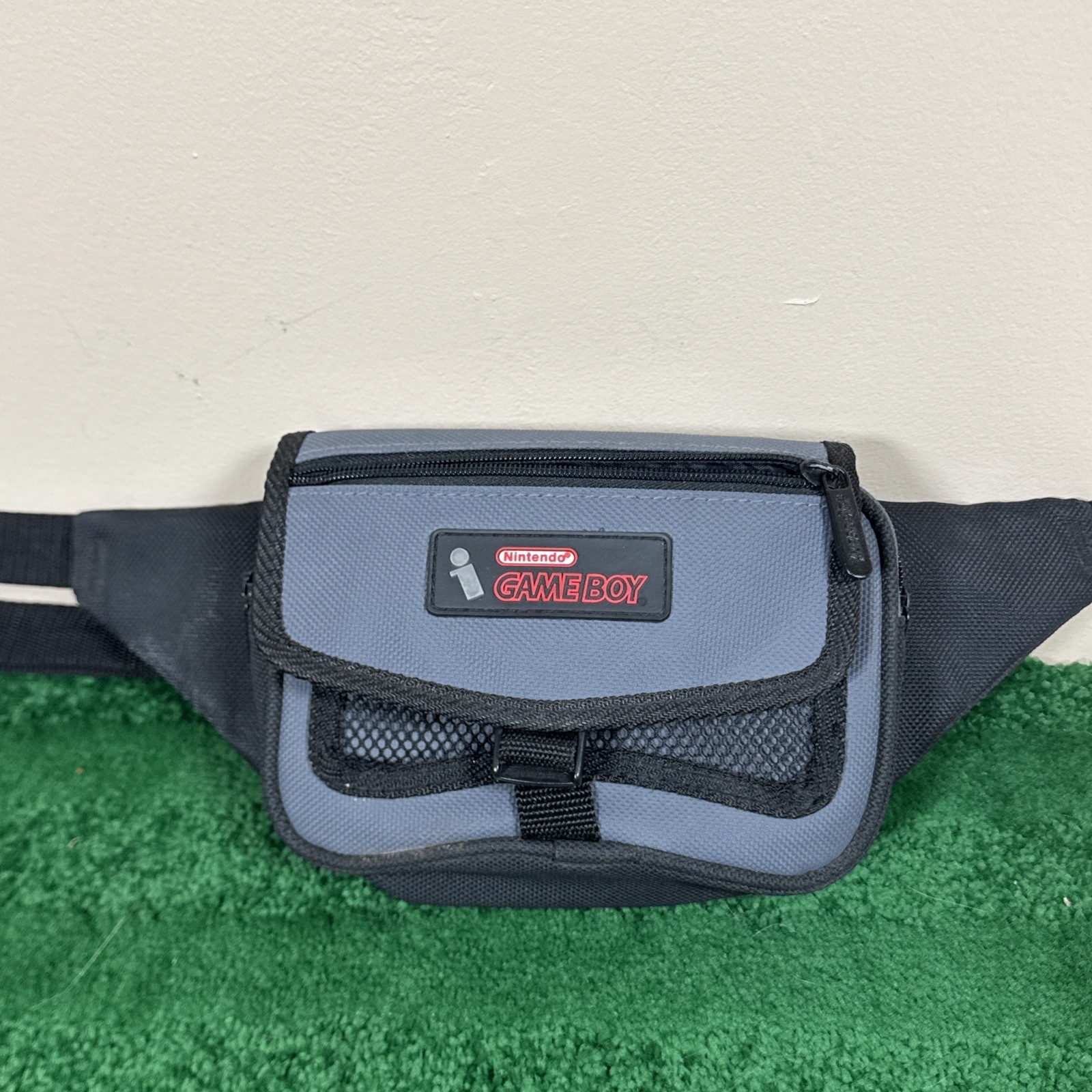 Nintendo Game Boy Carrying Case Fanny Pack InterAct Vintage Adjustable Waist Bag
