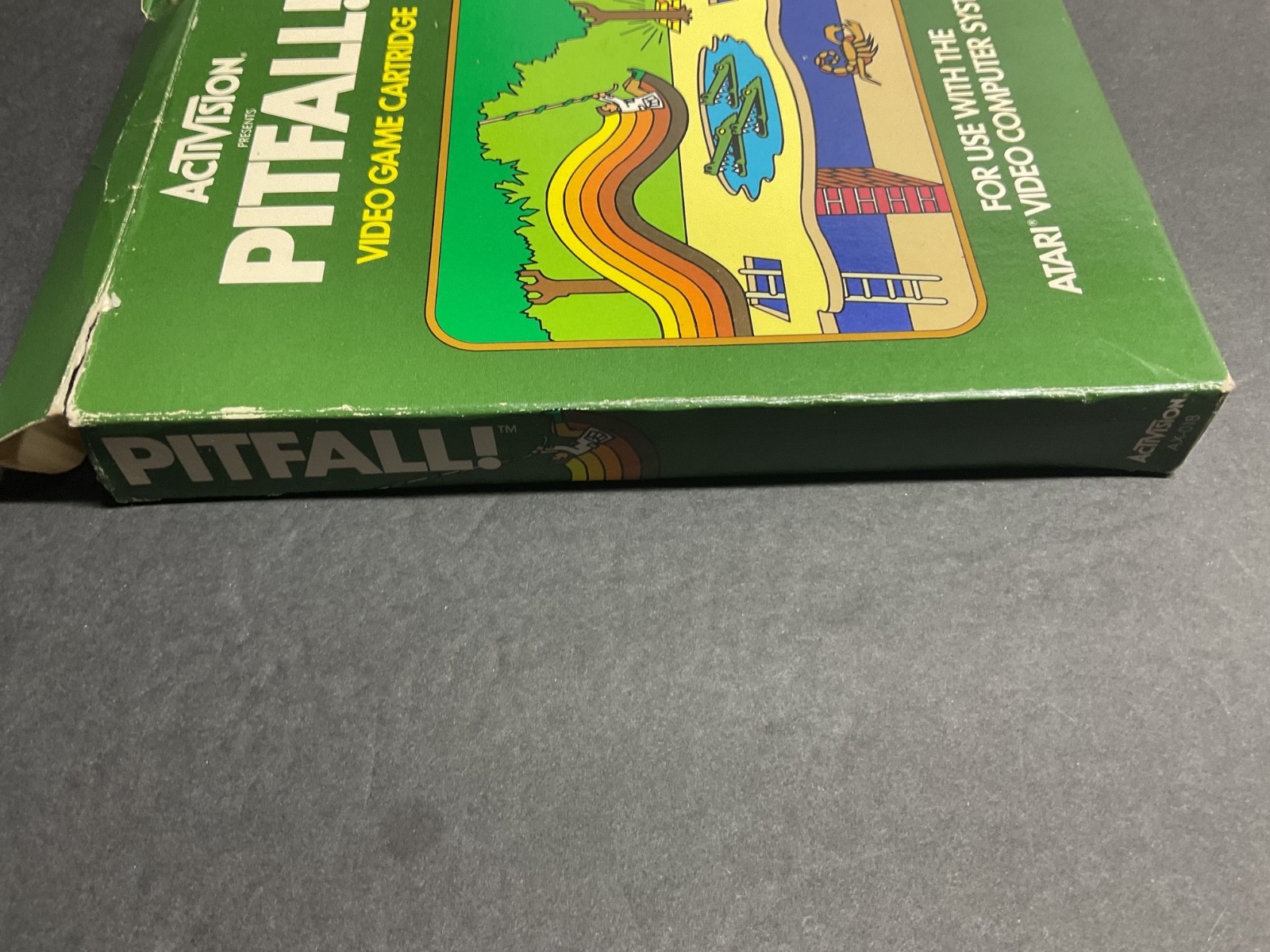 Atari 2600 Pitfall Game Complete in Box Tested CIB