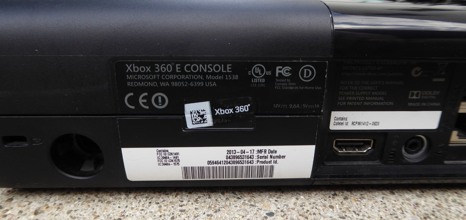 Bundle Microsoft Xbox 360 E 250GB console With, Kinect, Controller Tested