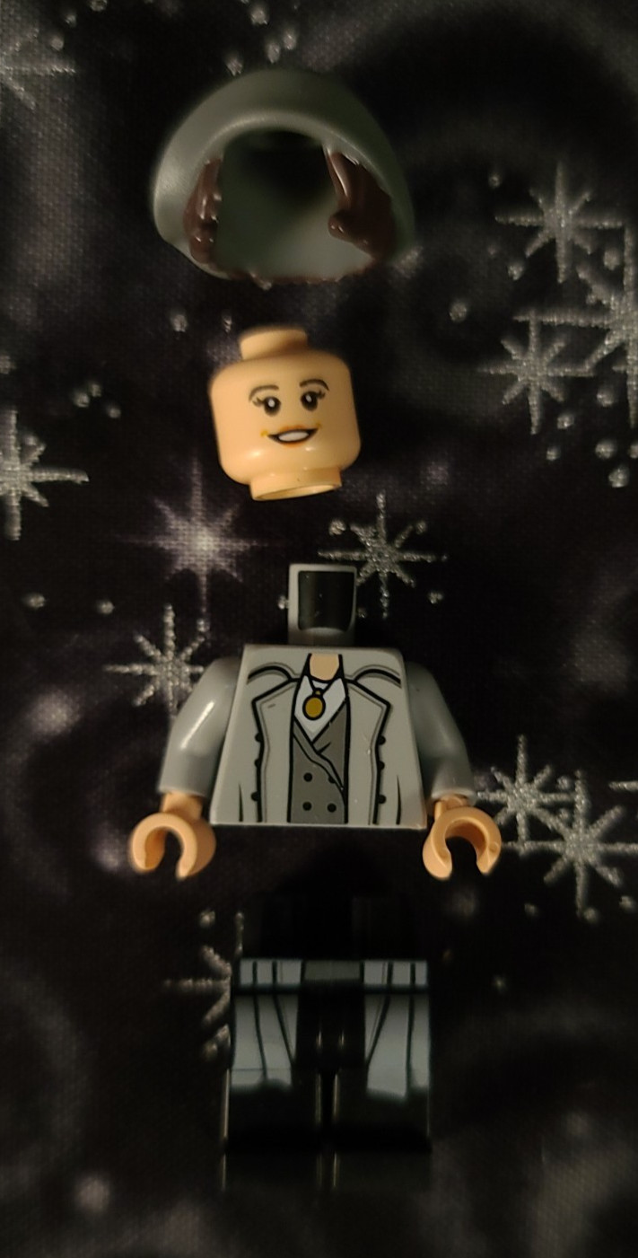 LEGO Dimensions Tina Goldstein Minifigure With Tag Fantastic Beasts 71257