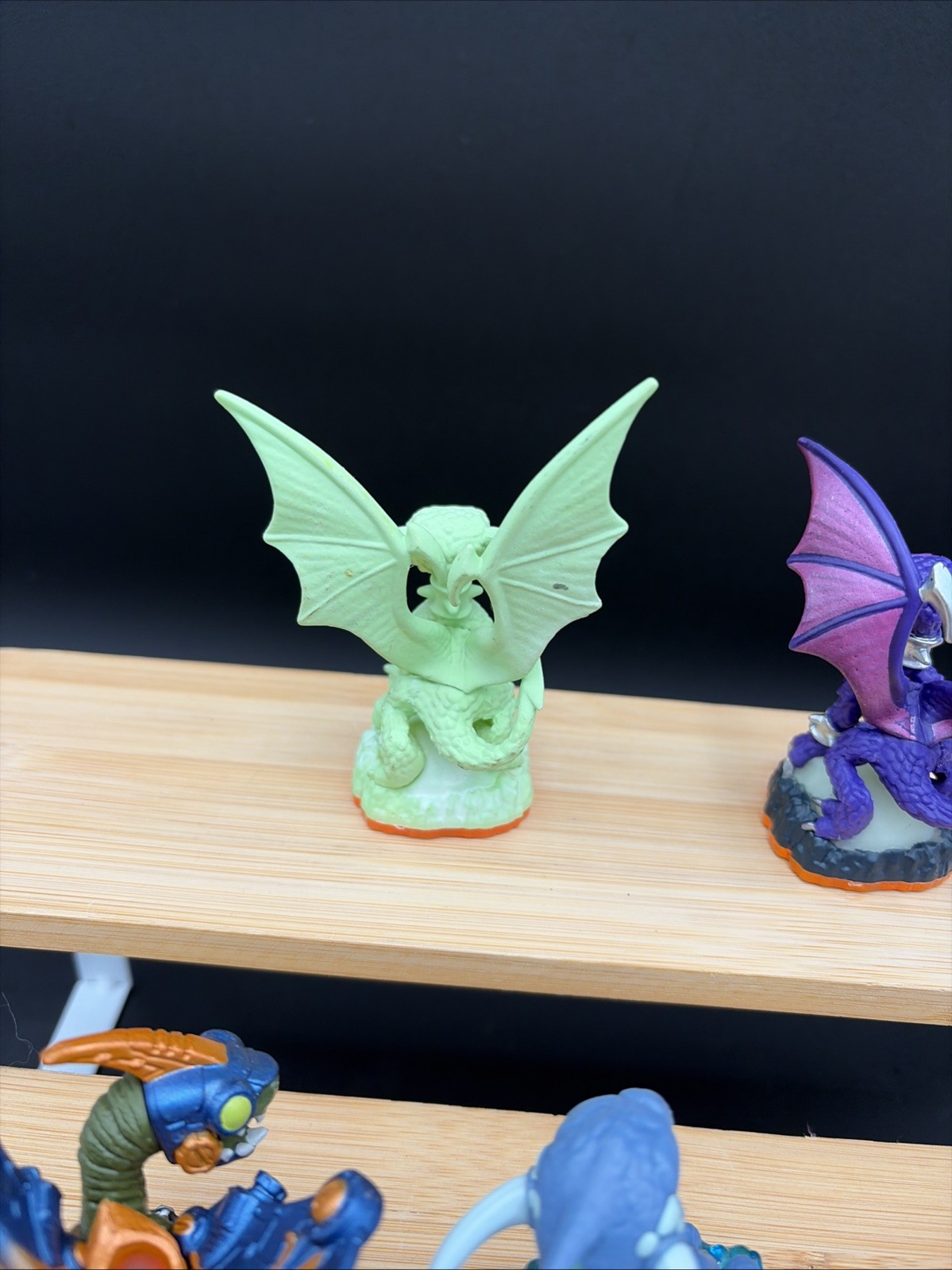 Skylanders Giants Lot Flashwing Drobot Cynder Zap Sonic Boom Jet Vac Orange Base