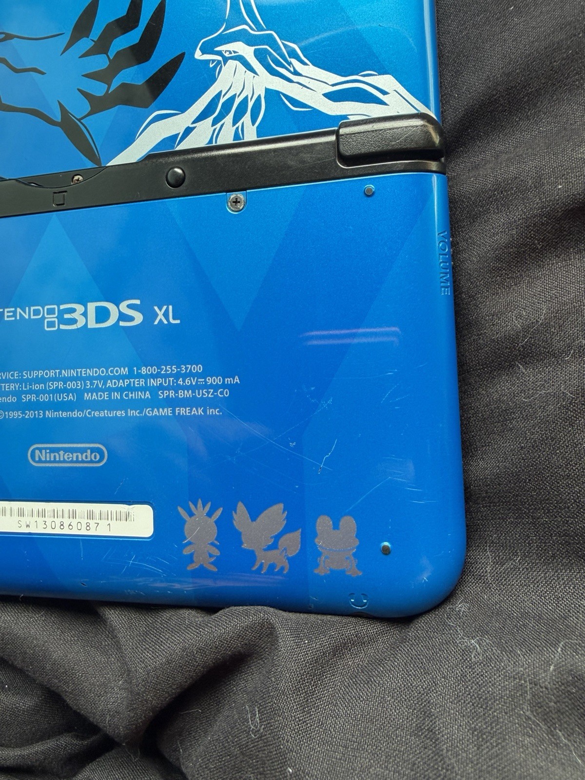 USA VERSION Nintendo 3DS XL Pokémon X and Y BLUE version Handheld System