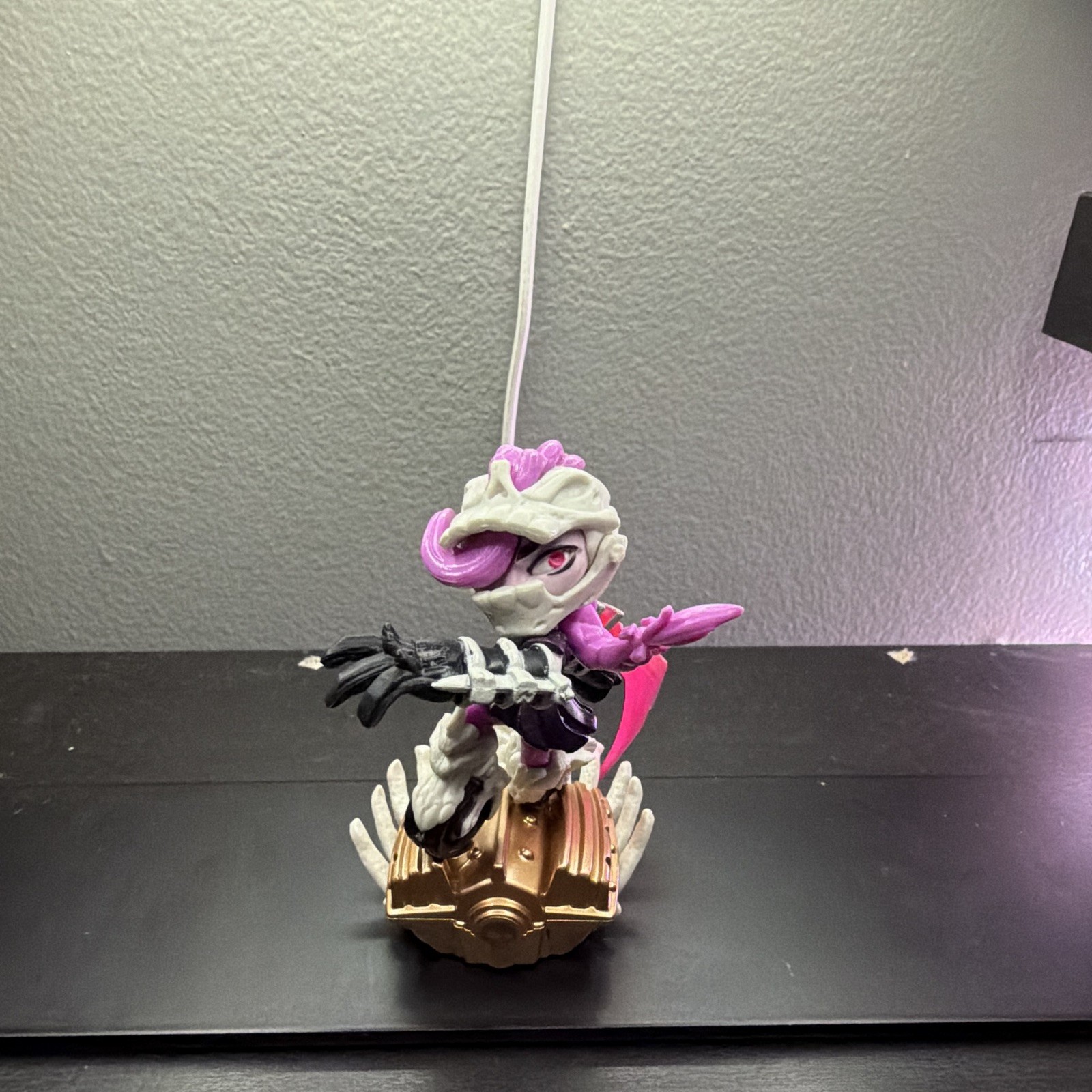 Skylanders Superchargers Bone Bash Roller Brawl Figure & Tomb Buggy Vehicle Set