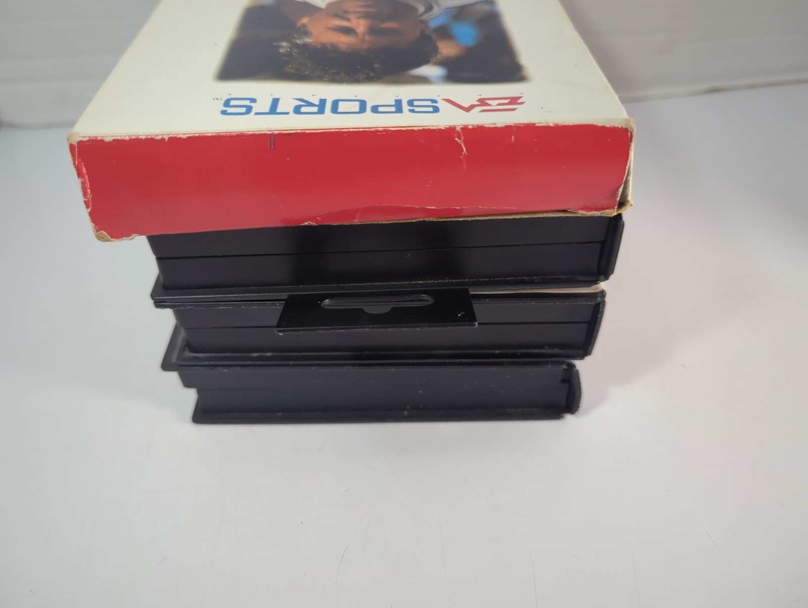 Sega Genesis Lot Of 4 Sports Games In Cases ~ Basketball Racing ~ Football