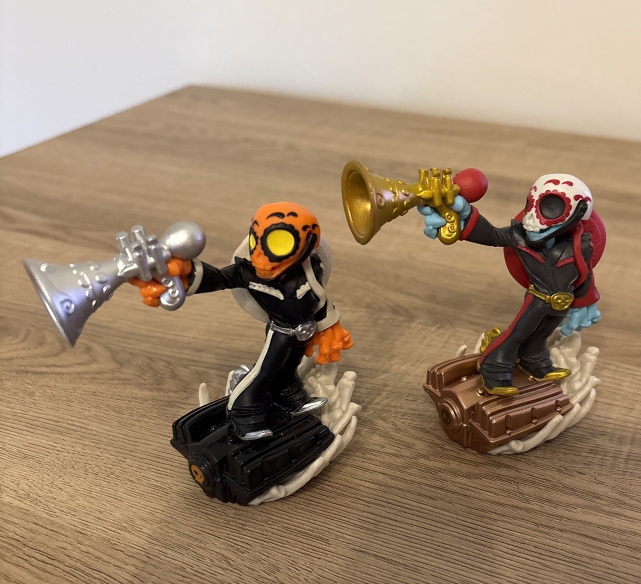 Lot of 4-Skylanders Superchargers Variant Steel Plated Smash Hit & Fiesta