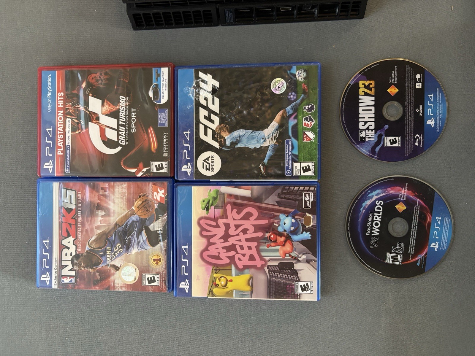 Sony PS4 Console – CUH-1215A – With Games