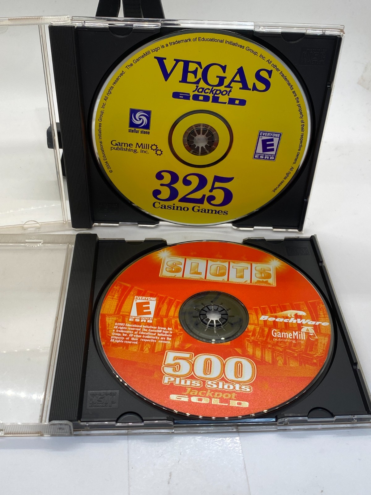 2 Discs of PC Computer Games: Vegas Jackpot Gold / 500 plus slots Jackpot Gold