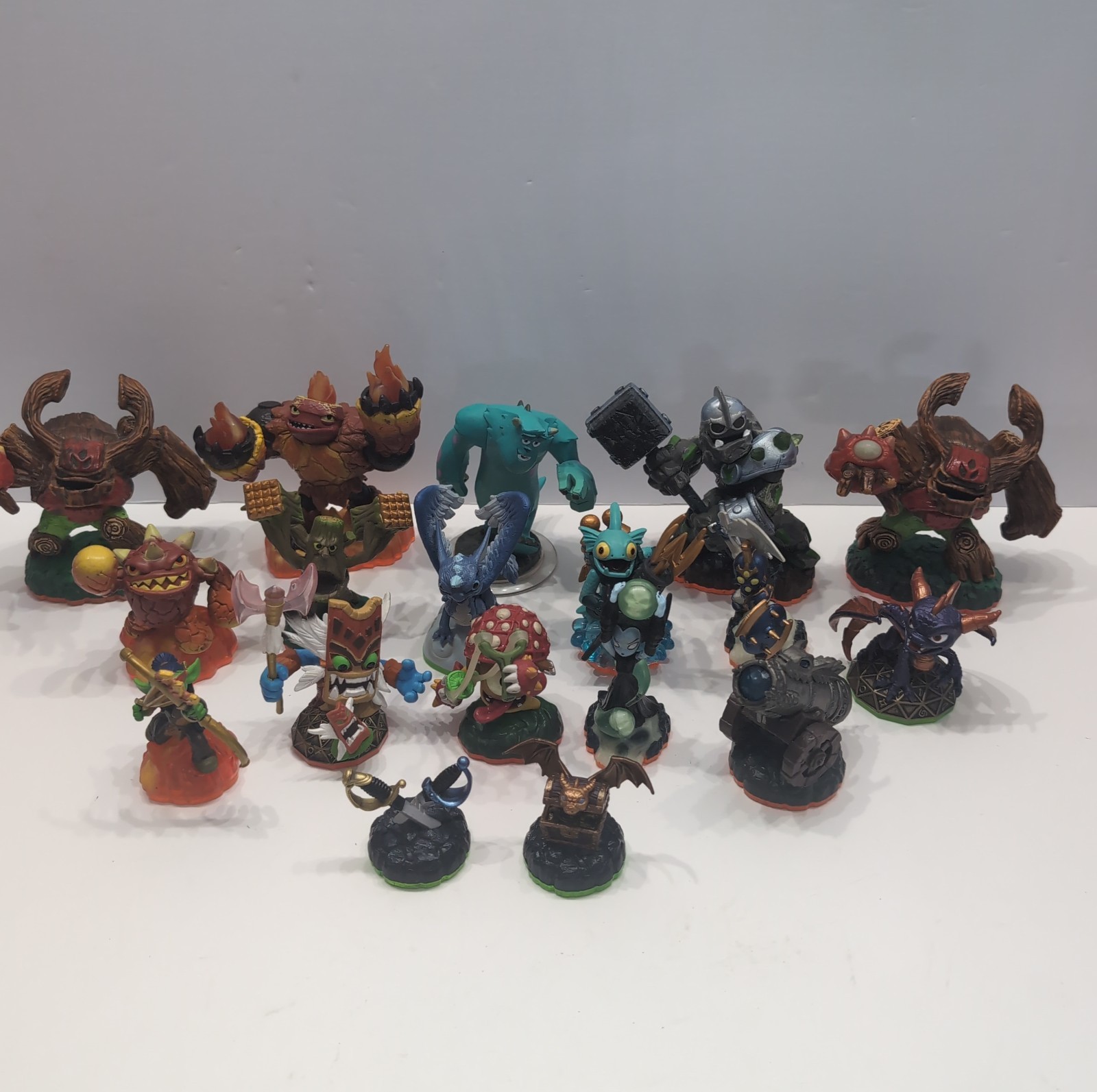 Skylanders Figures Lot Of 18 Spyros Adventure Giants Infinity Monsters U Mint