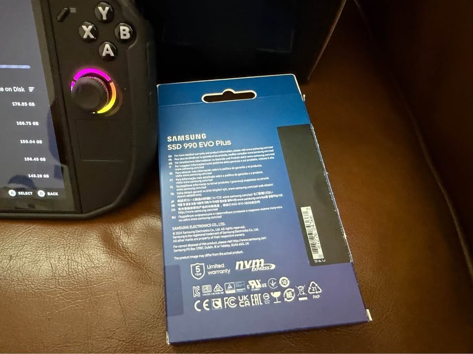 Lenovo Legion Go 2, 32GB, 4TB SSD, Z2 EXTREME, 144hz VRR OLED Steam OS + EXTRAS!