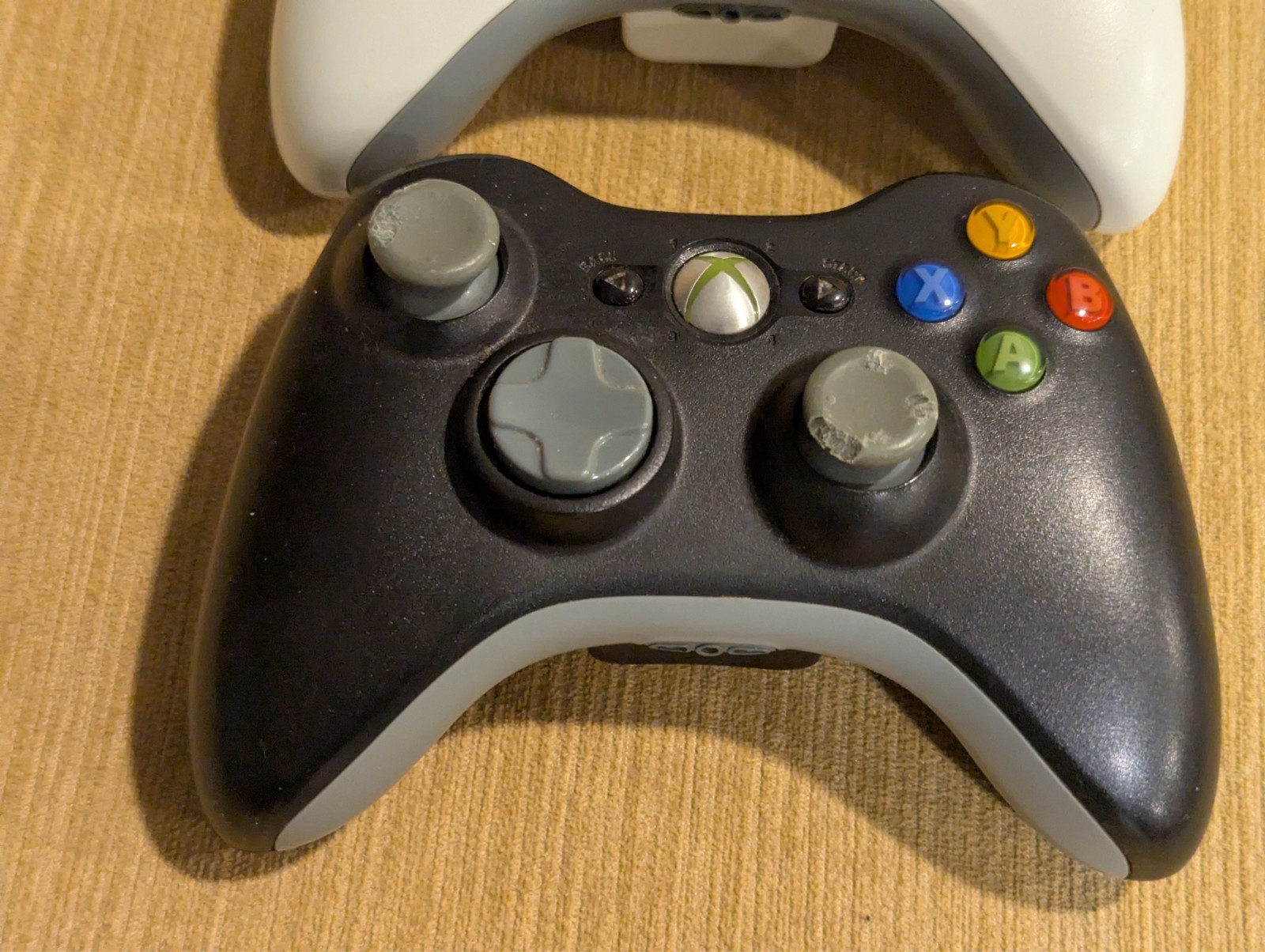 2 Microsoft Xbox 360 Controllers Black and White | Untested AS IS