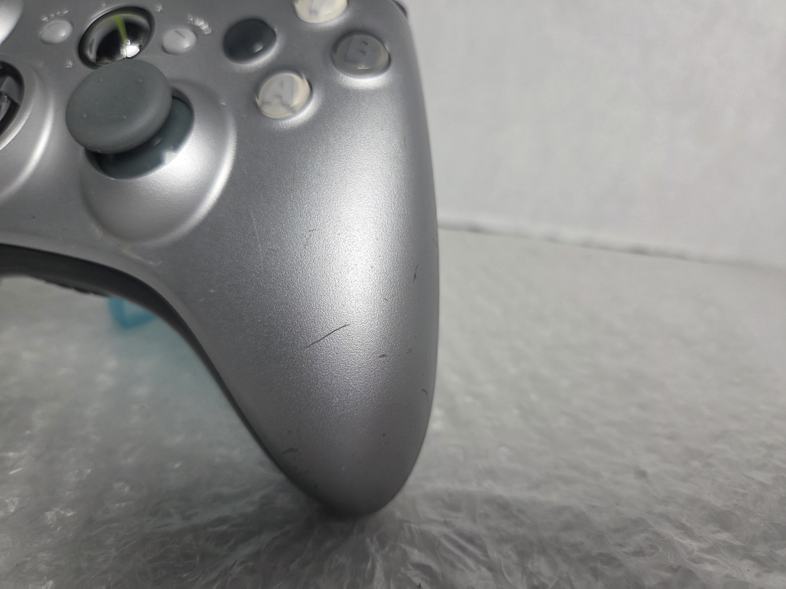 Microsoft Xbox 360 Wireless Video Game Controller Silver Gray New Sticks Tested