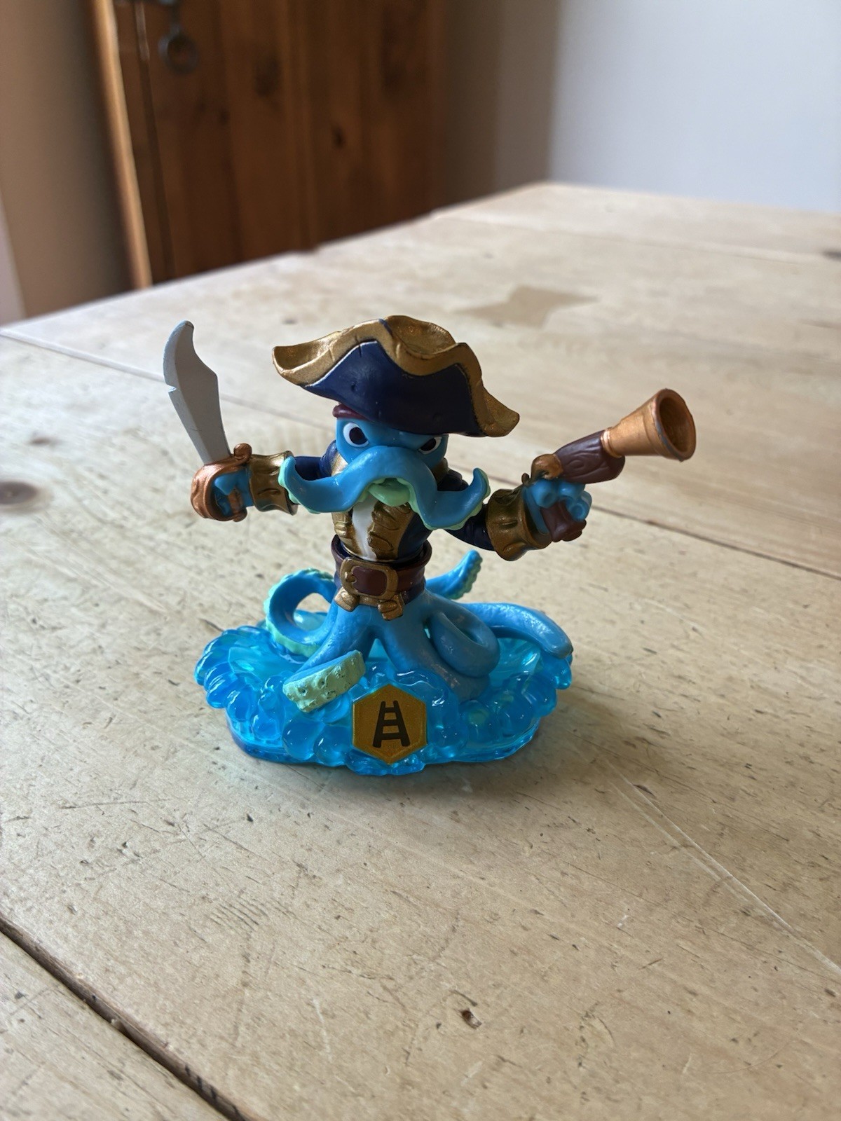Skylanders Figure Lot – 10 Items: Tree Rex, Ninjini, Hot Dog, Traps & More!