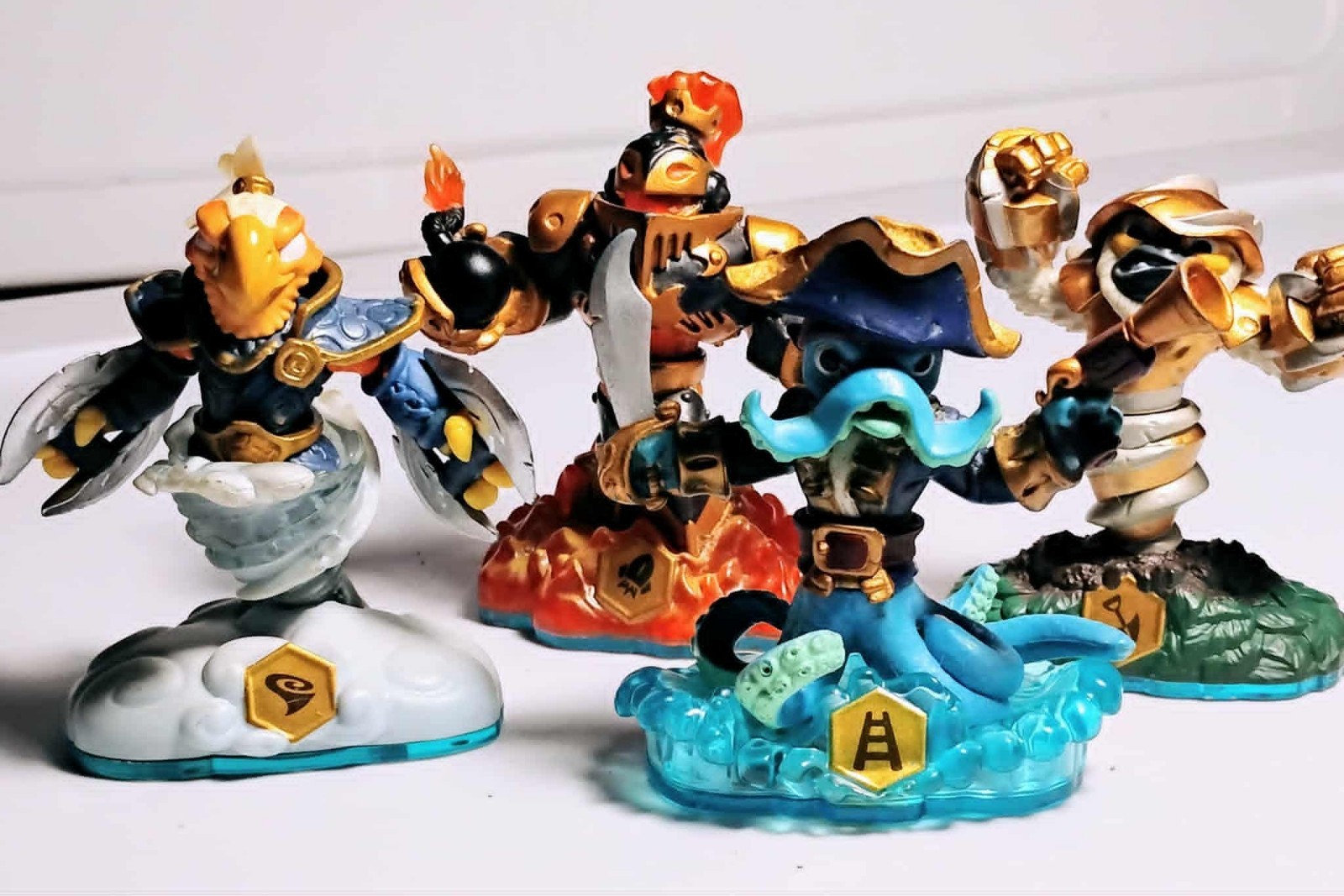 Set of 4 SKYLANDERS SWAPPERS Swap Force blue bottoms GRILLA DRILLA *SWAPPERS*