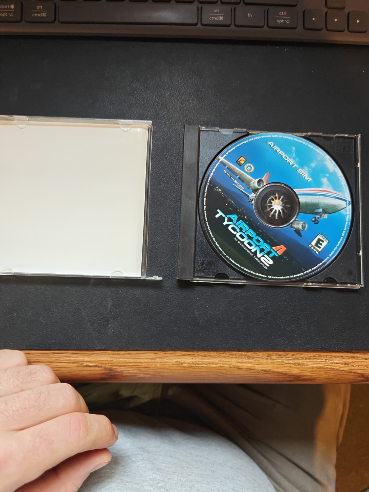 AIRPORT TYCOON 2 3D MANAGEMENT SIMULATION PC CDROM GLOBAL STAR SOFTWARE 2003