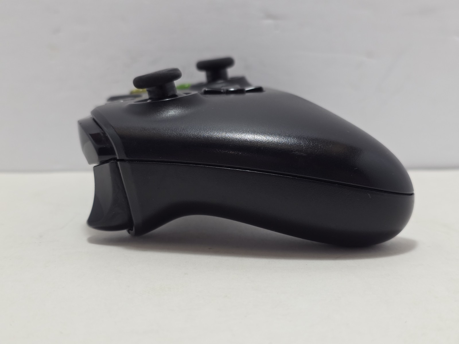Microsoft Xbox One Wireless Controller Model 1537 (No Battery Cover) Tested