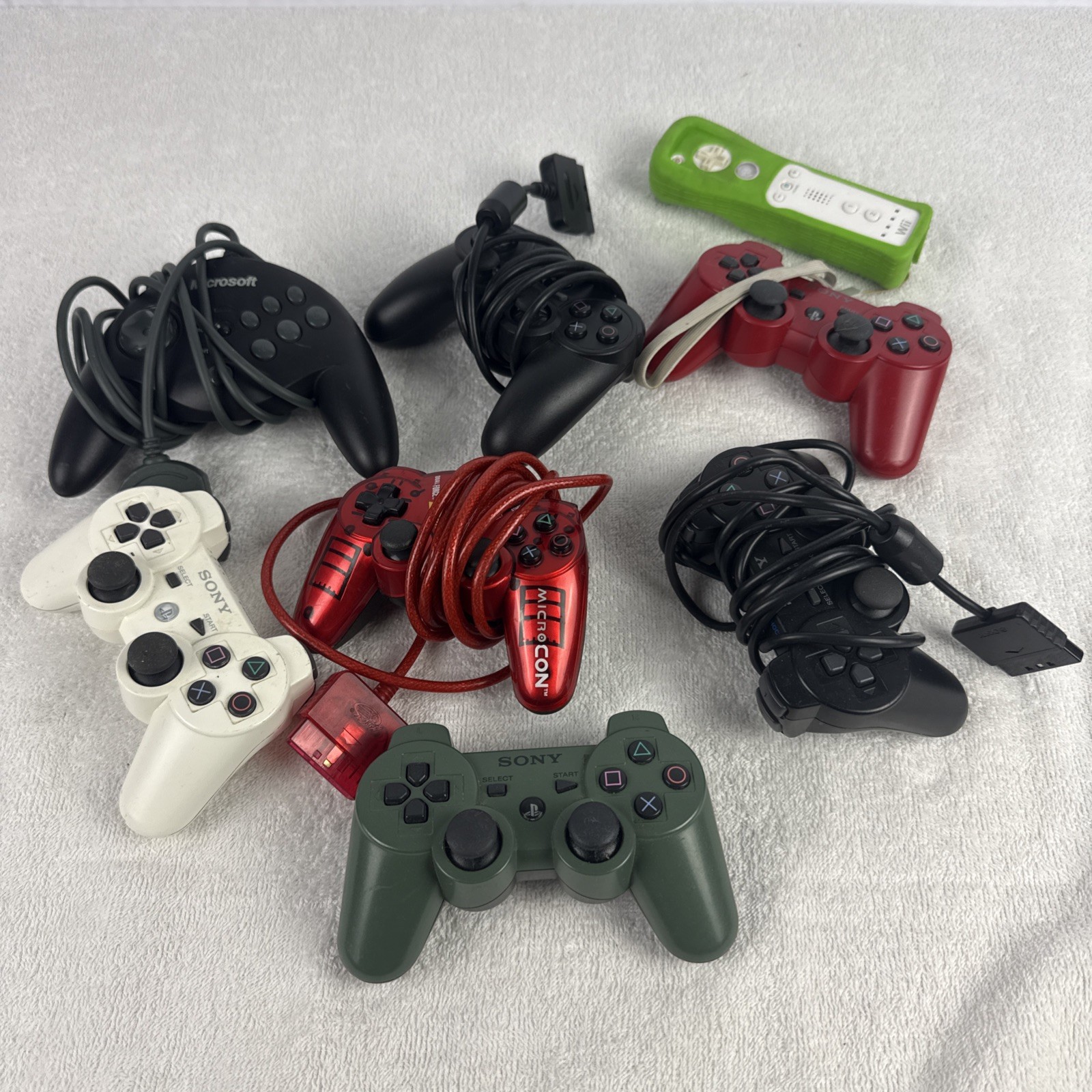 Lot of Playstation, Nintendo, Microsoft Controllers- FOR PARTS Or REPAIRS 🔥🔥