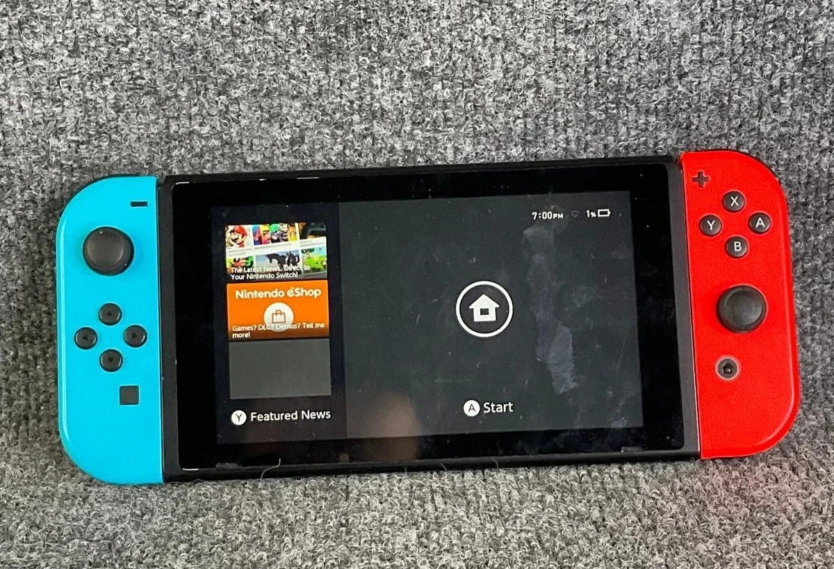 Nintendo Switch 32GB Console Neon Red Blue Joy-Cons Used Box