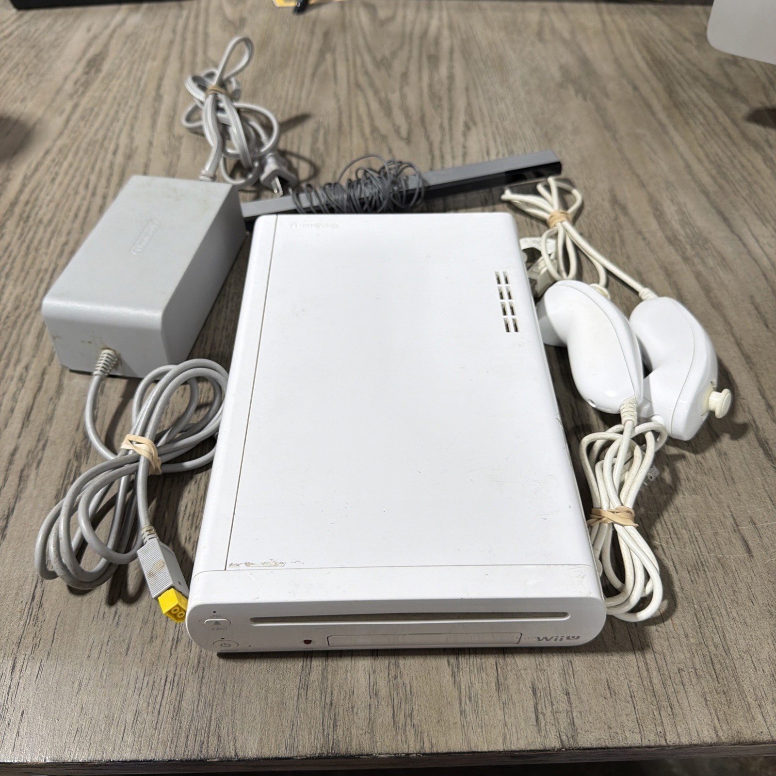 Nintendo Wii U WUP-001(02) Console 8GB White HDMI USB- Tested Working Condition