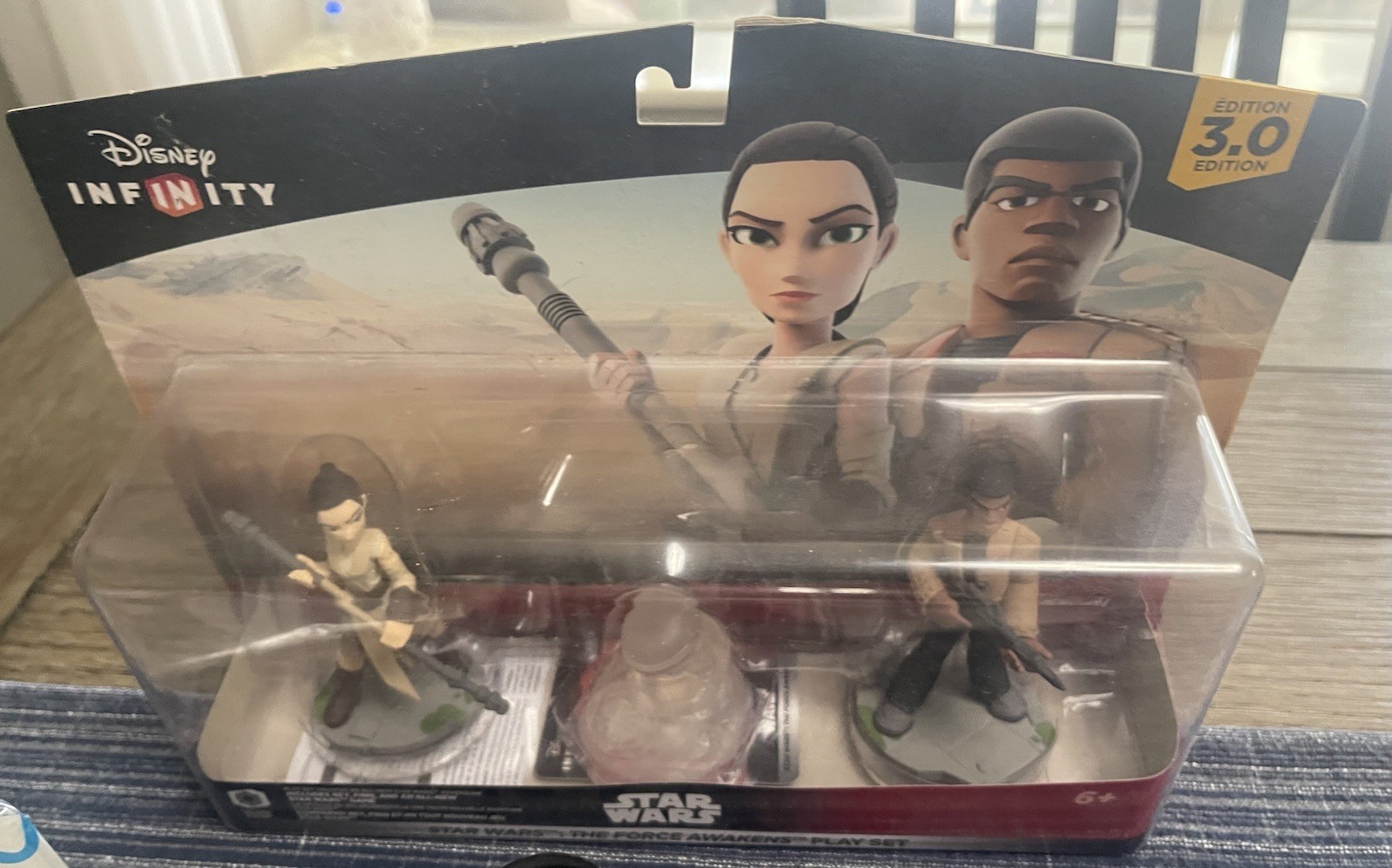 46 Piece Disney Infinity Set – Games, Figures, Game Pads, Crystals, Power Disc