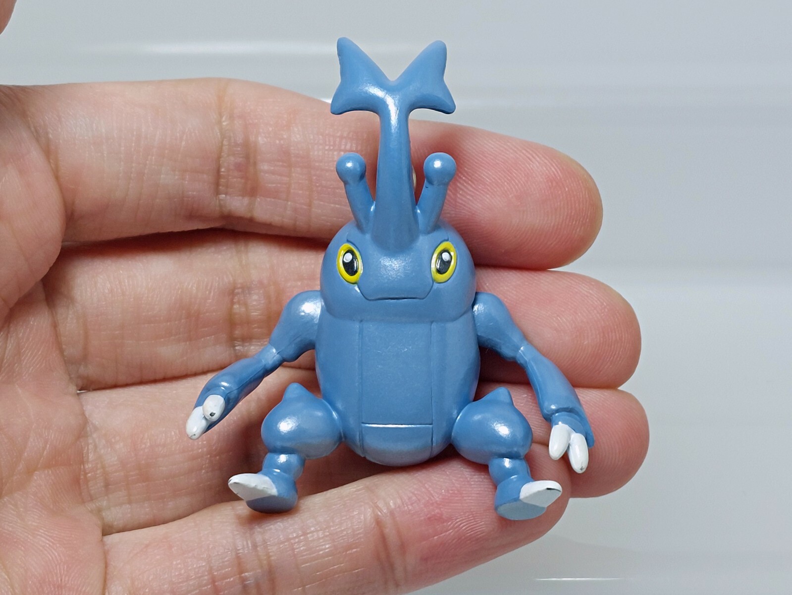 Heracross Metallic ver Pokemon Keychain Figure Banpresto 2009 Japan G04 1.85in