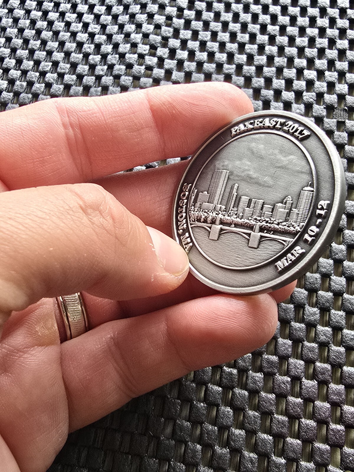 DUCK HUNT PAX EAST 2017 Challenge Coin medal Rare Promo Nintendo Sega NES Mario