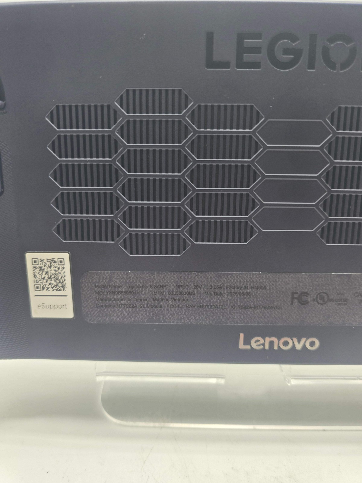 Lenovo Legion Go S 8″ 512GB SteamOS Handheld Console w/ Controllers Used
