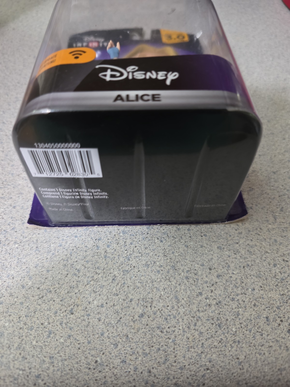Disney Infinity 3.0 Edition Alice In Wonderland Alice Action Figure NEW