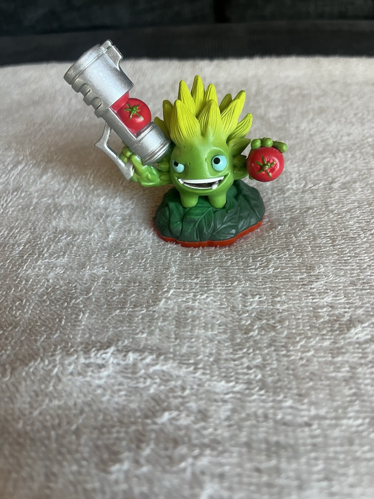 Skylanders Activision Lot Of 9 Skylanders Action Figures & Bowser & Dive Bomber